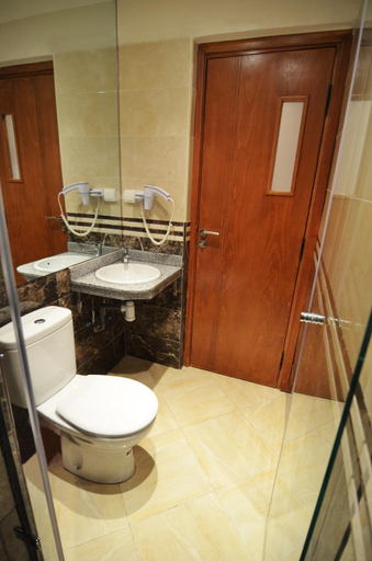 Bathroom 4, Residence Hoteliere Fleurie, Agadir-Ida ou Tanane