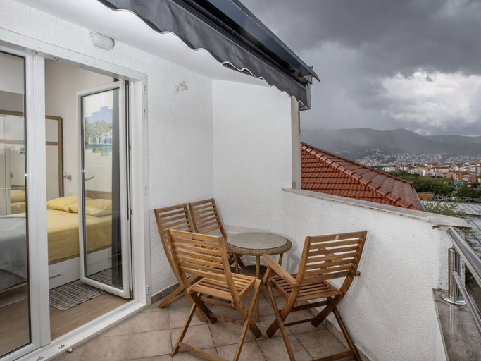 Exterior 4, Apartment Mia - Two Bedroom Apartment With Balcony, Split
