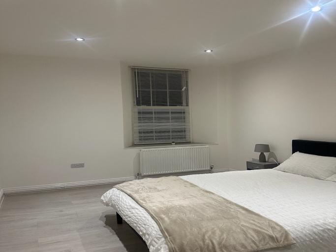 Bedroom 2, Charming 1-bed Apartment in Walton on the Naze, Essex