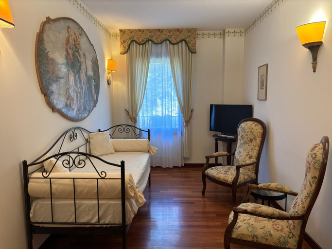 Bedroom 17