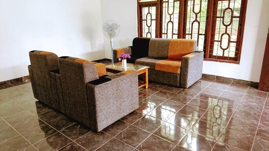 Others 5, A A A Guest House, Dambulla