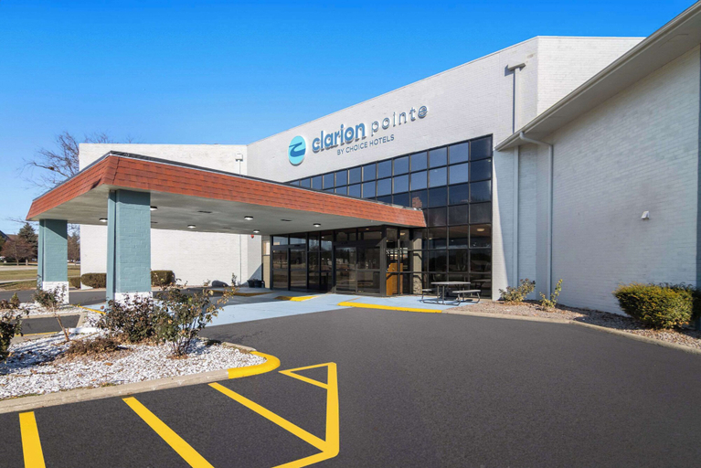 Exterior & Views 2, Clarion Pointe Bloomington – Normal near I-55 and University, McLean