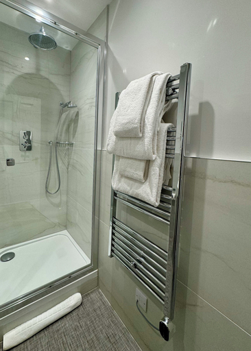 Bathroom 5, Glenfinnan House Hotel, Highland