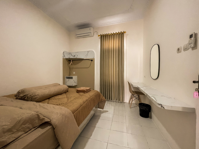 Bedroom 8