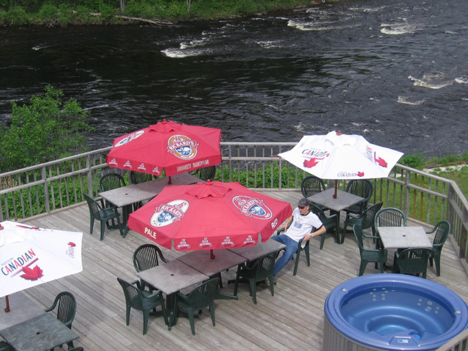 Sport & Beauty, Petawawa River Inn & Suites, Renfrew