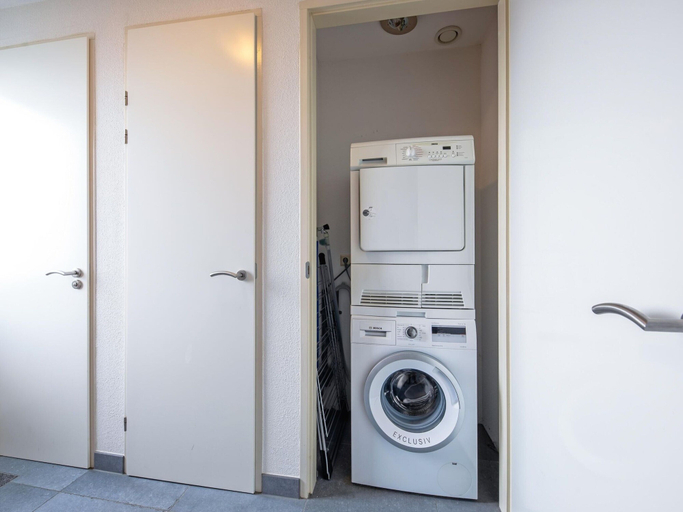 Bathroom 3, Stylish Texel Escape With Spa, Texel