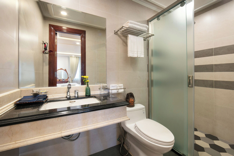 Bathroom 4