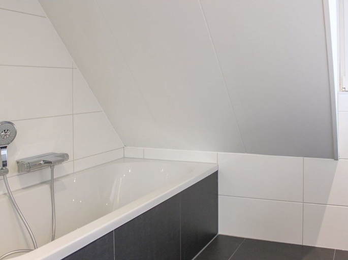 Property amenity, Villa in Friesland With Waterfront Jetty, Skarsterlân