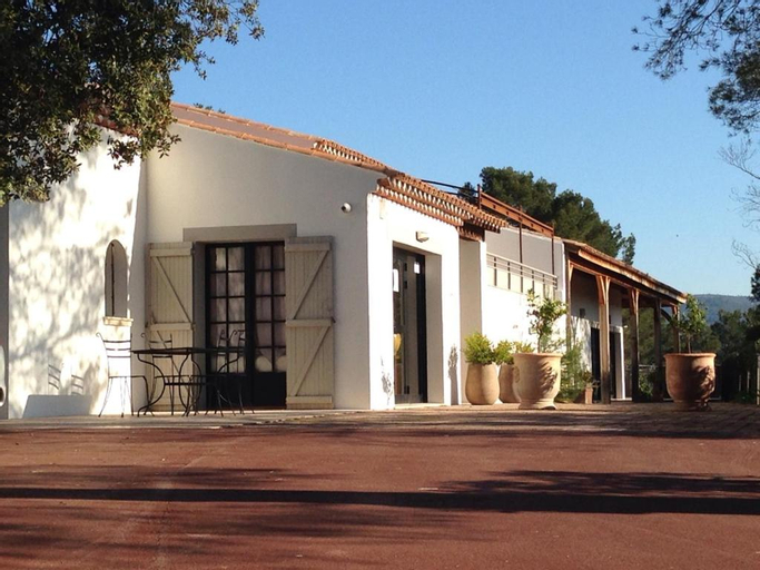 l'Hotellerie Kouros, Var