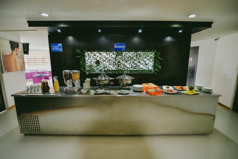 Food & Drinks 3, Hotel Benidorm, Manizales