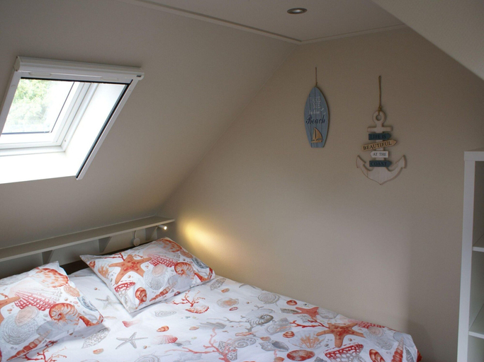 Bedroom 3, Cottage by Wadden Sea With Scenic Views, Dongeradeel