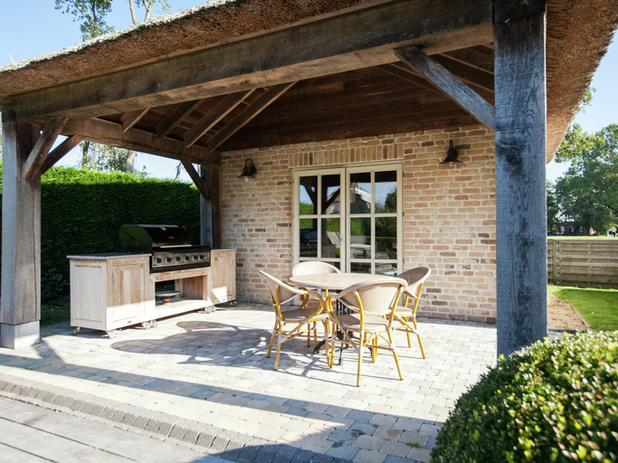 Others 5, Classy Holiday Home in Aartrijke With Private Swimming Pool, West-Vlaanderen