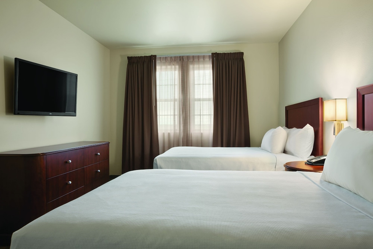 Bedroom 2, Hyatt House Minot, Ward