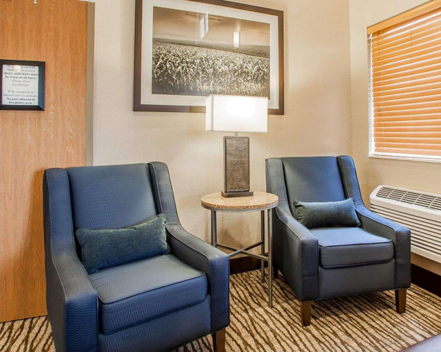 Public Area 2, Comfort Inn Marshalltown South, Marshall