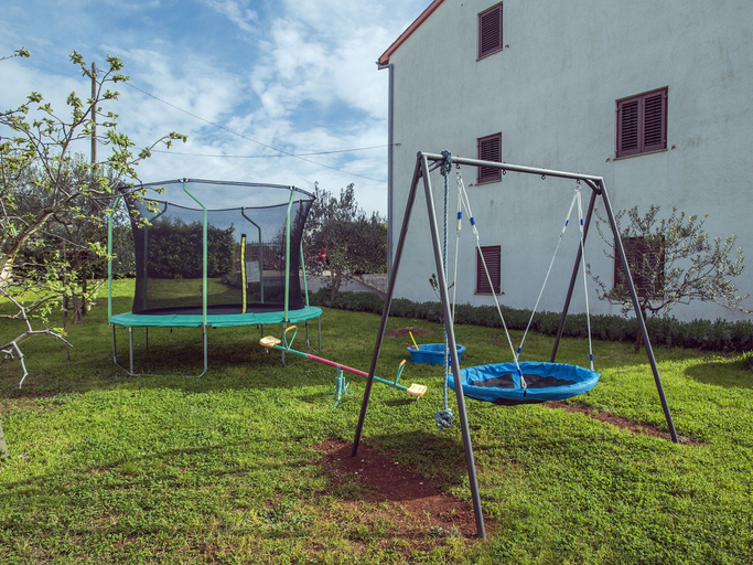 Exterior 4, Nicely Decorated Apartment With Private Pool, Vodnjan