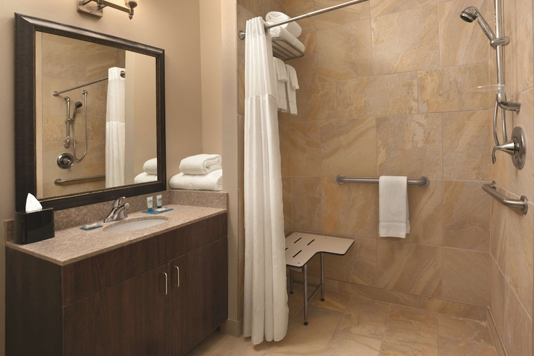 Bathroom 3, Hyatt House Minot, Ward