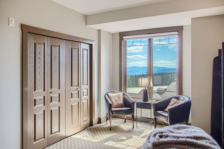Others 5, The Timbers by Okanagan Premier, Kootenay Boundary