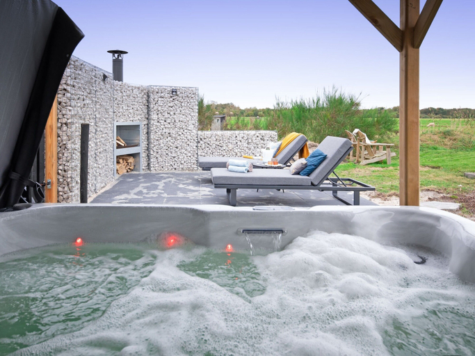 Sport & Beauty, Stylish Texel Escape With Spa, Texel