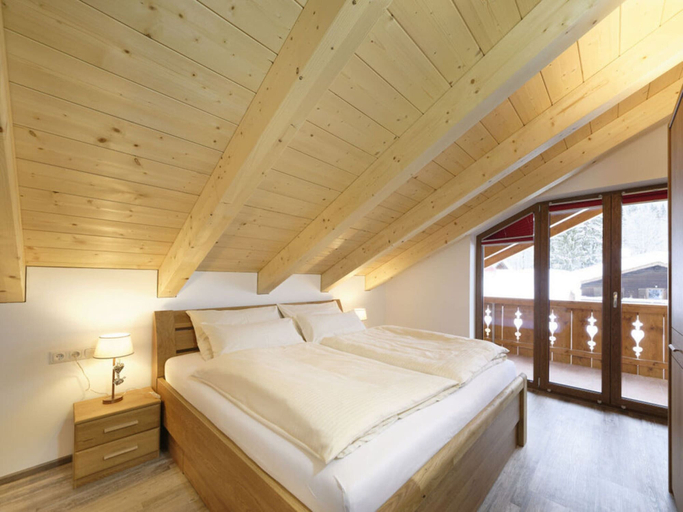 Bedroom 2, Partnachklamm Comfortable Holiday Residence, Garmisch-Partenkirchen