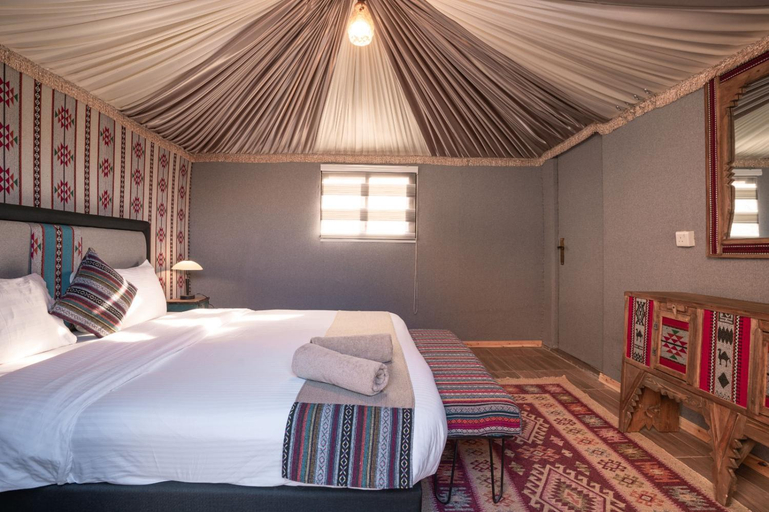 Bedroom 2, Rahayeb Desert Camp, Quaira