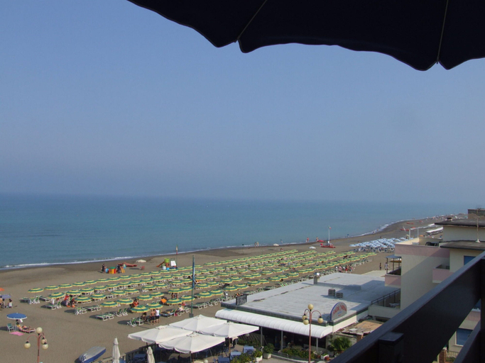 View from property 4, Marina di Castagneto Carducci Stay, Livorno