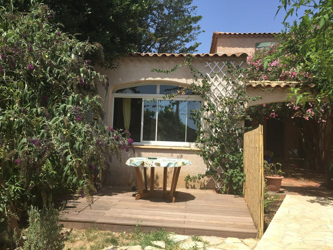 Exterior 5, Charming Holiday Home With Swimming Pool, Hérault