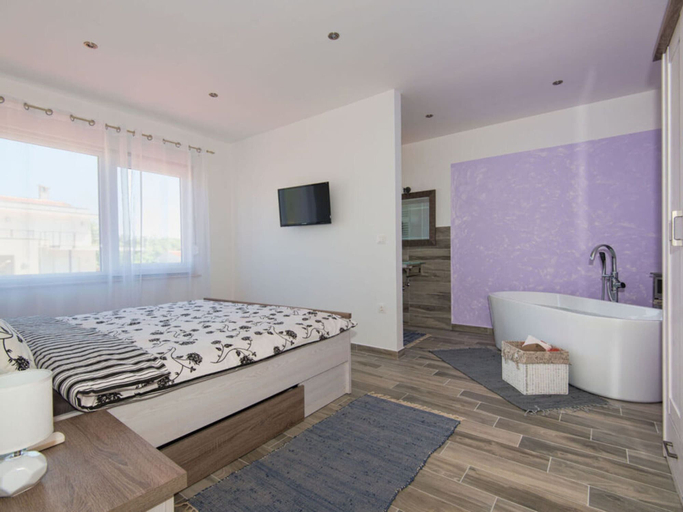 Bathroom 5, New White Villa, 60 m2, Pool, Vodnjan