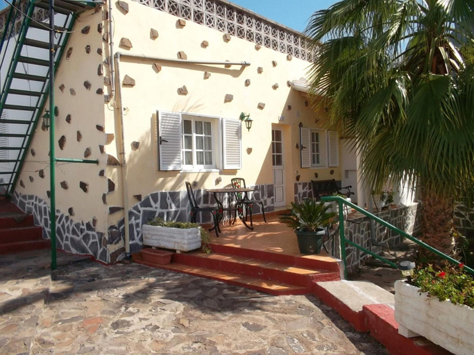 Primary image
