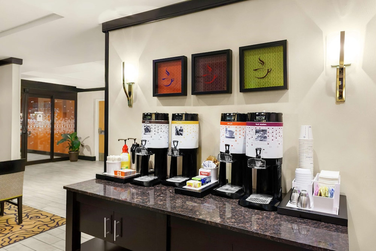 Food & Drinks 4, Hampton Inn Miami Dadeland, Miami-Dade
