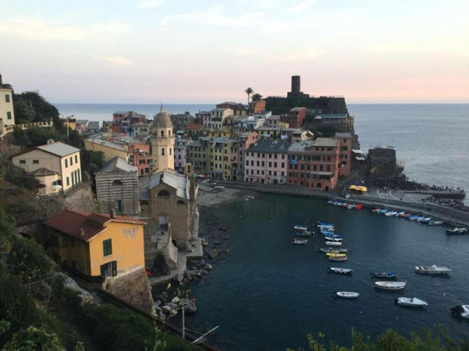 Marina 4, La Casa sul Mare, La Spezia