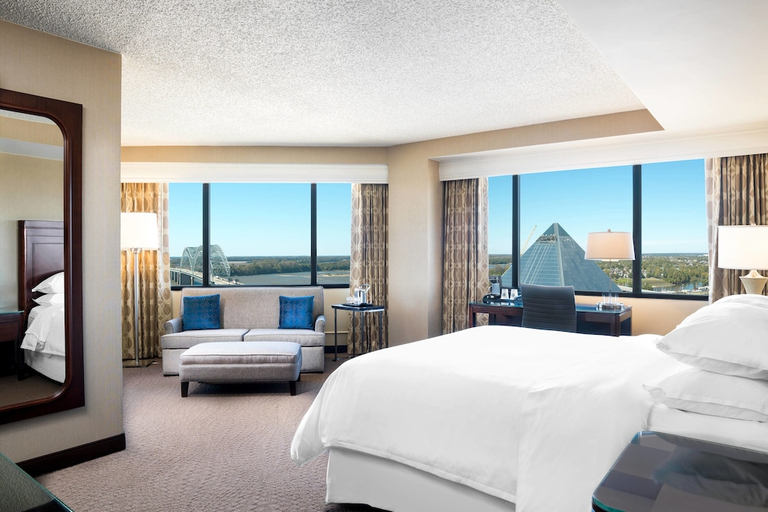 Bedroom 3, Memphis Riverline Hotel, Shelby