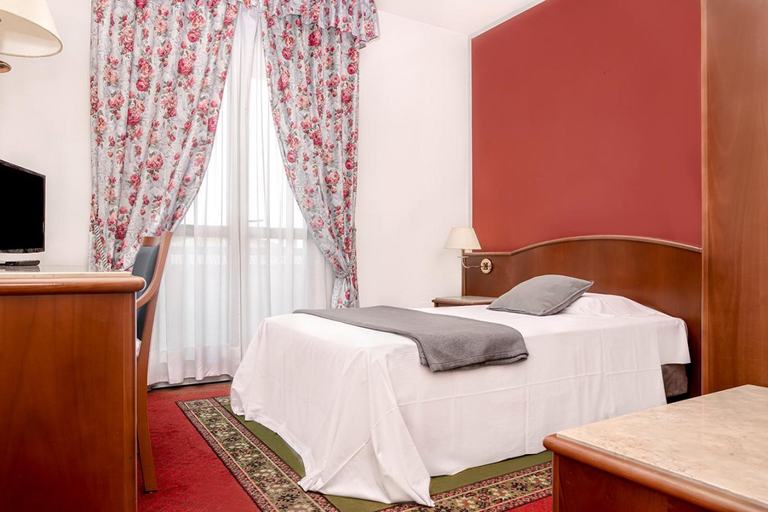 Bedroom 3, Hotel Poli, Reggio Nell'Emilia