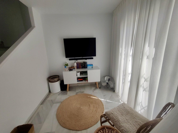 Living area 4, Relaxed Retreat With Pool, Málaga