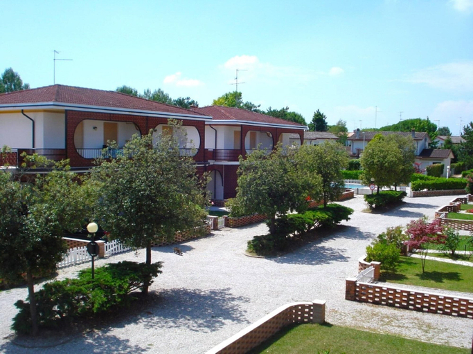Garden, Relaxing Villa in Caorle for 8, Venezia