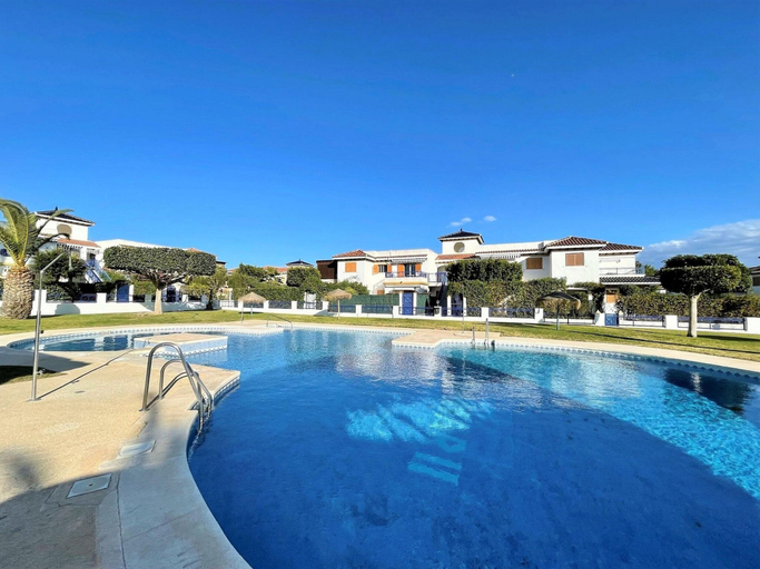 Pool 3, Belvilla by OYO Apartment in Vera Playa, Almería