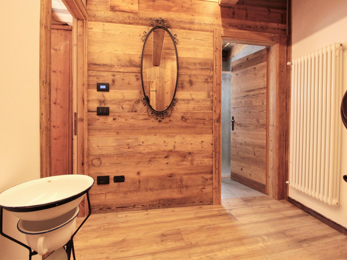 Bathroom 5, Belvilla by OYO Pleasant Holiday Home With Garden, Belluno