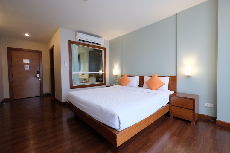 Bedroom 6