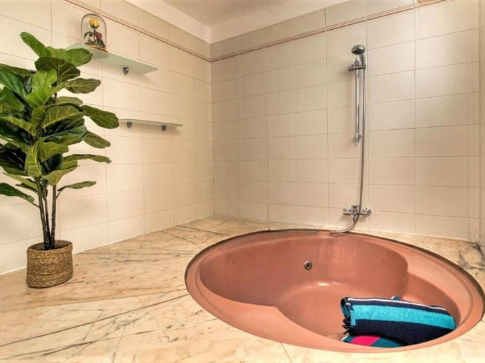 Bathroom 4, Attic apartment in Adeje near Playa Fanabe, Santa Cruz de Tenerife