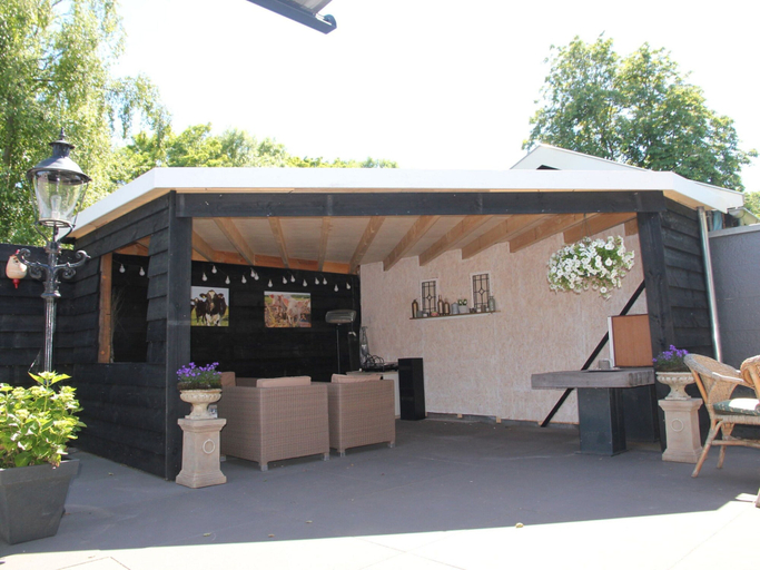 Exterior 4, Modern Holiday Home With Veranda in Limmen, Castricum