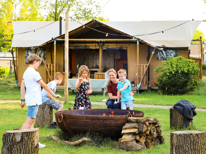 Exterior 3, Beautiful Glamping Tent With Pellet Stove, Winterswijk