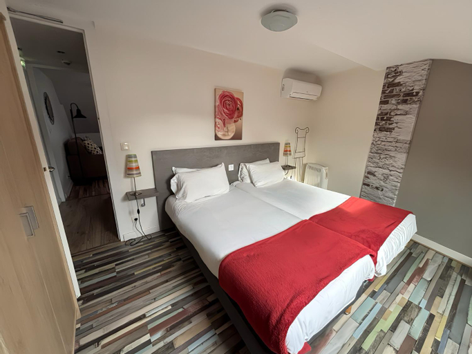 Bedroom 6