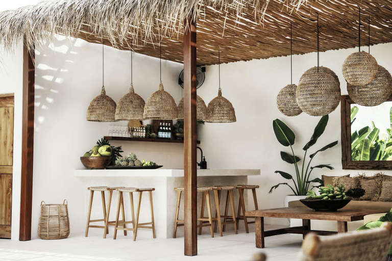 Food & Drinks 5, Villa Almaz, Badung