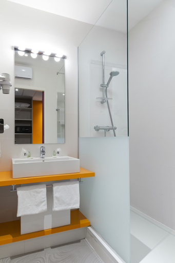 Bathroom 4, Best Western Colmar Expo, Haut-Rhin