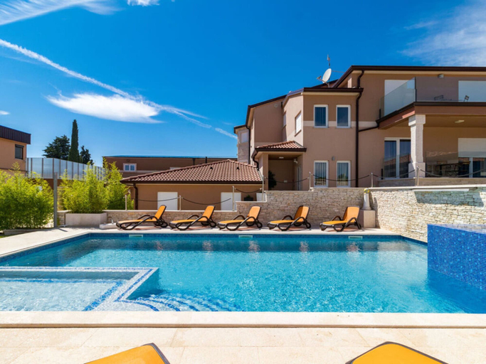 Pool 5, Istra Kamen Comfortable Holiday Residence, Marčana