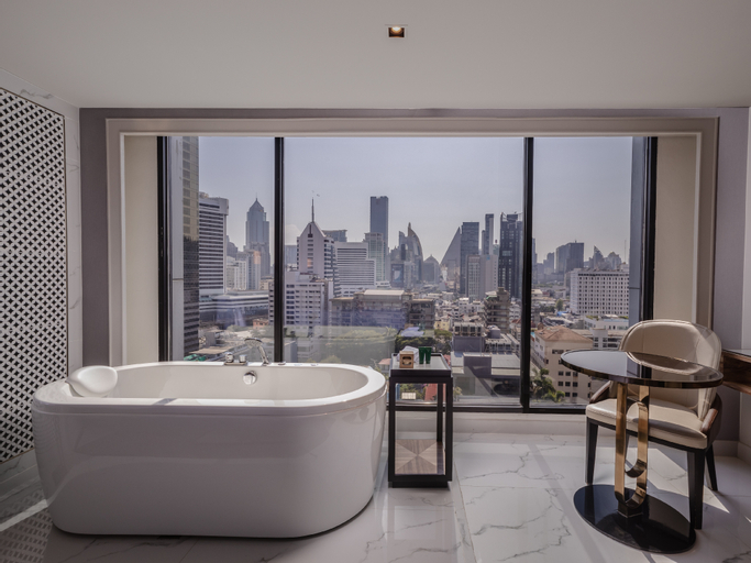 Bathroom 15