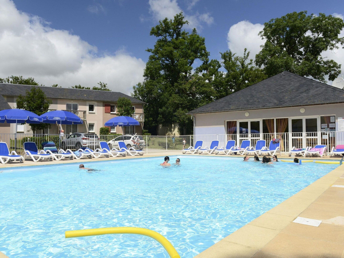 Others 4, Apartment in Rignac Near Lake Peyrade, Aveyron