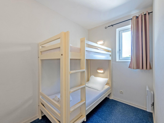 Room 4, Brittany Coast Getaway, Finistère