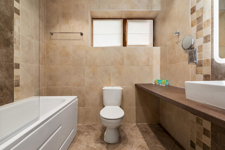 Bathroom 4, The Balkan Jewel Resort, Trademark Collection by Wyndham, Razlog