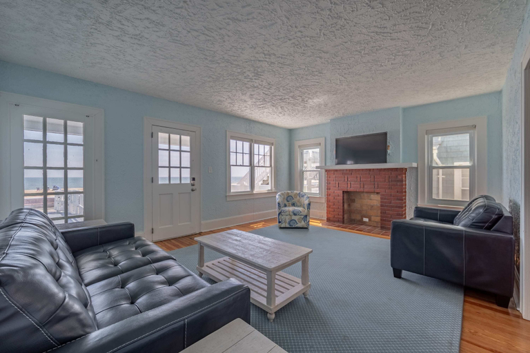 Others 4, OCHG SeaFoam Ocean Front5, Worcester