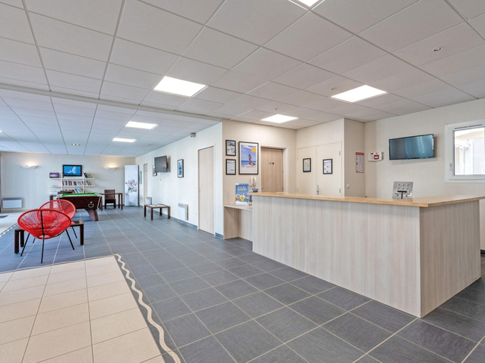 Reception, Sea-view Family Apartment, Finistère